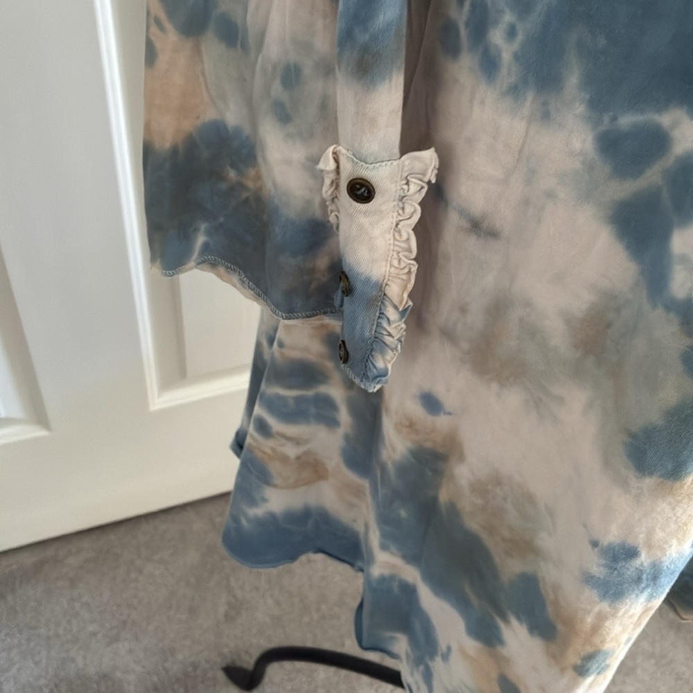 JDL Blue and Cream Tie-Dye Long Sleeve Dress - Picture 5 of 9